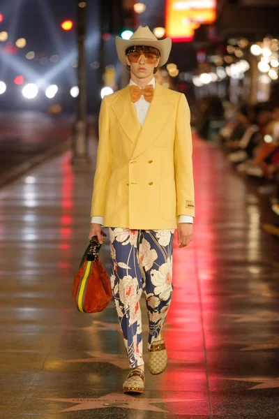 Look 85